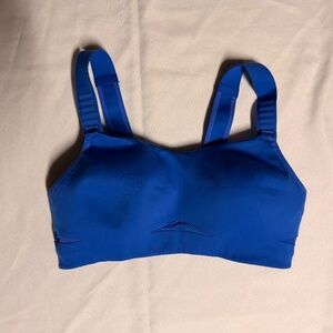 Lululemon Athletica sports bra